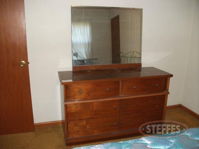 Dresser with Mirror - Chests of Drawers_2.jpg